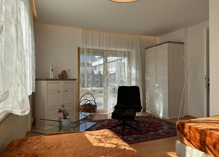 Sonnige Und Ruhige Wohnung In Innsbruck - Stadtrand