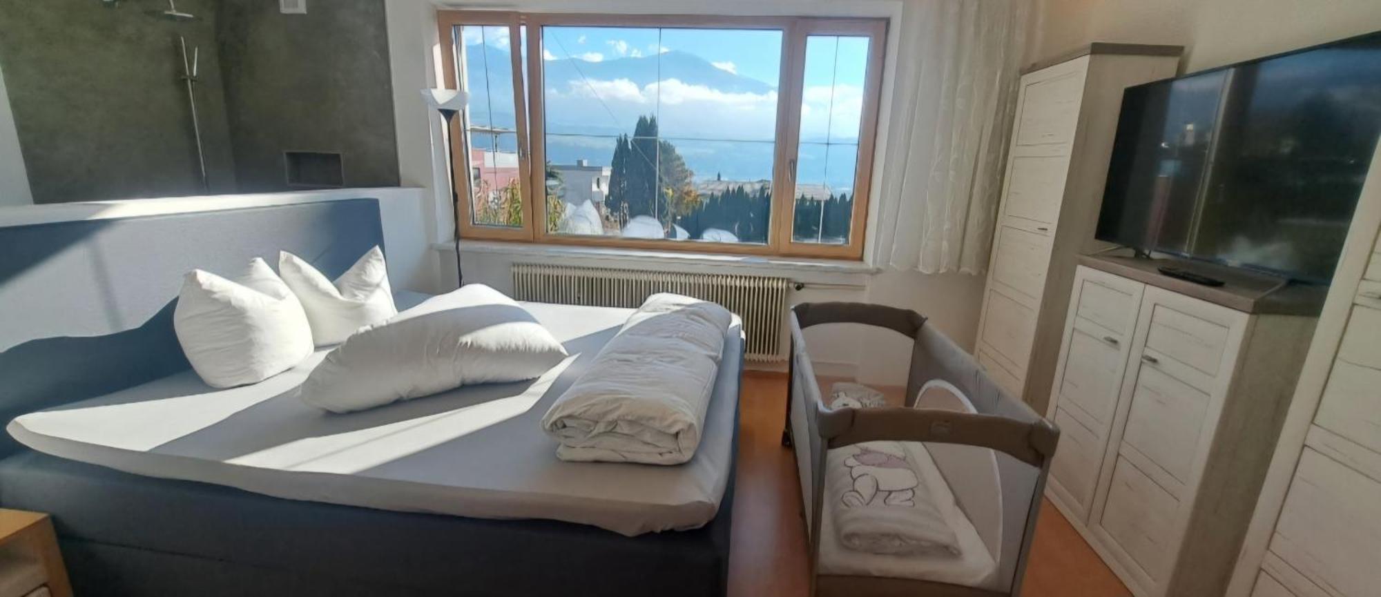 Sonnige Und Ruhige In - Stadtrand Apartamento *