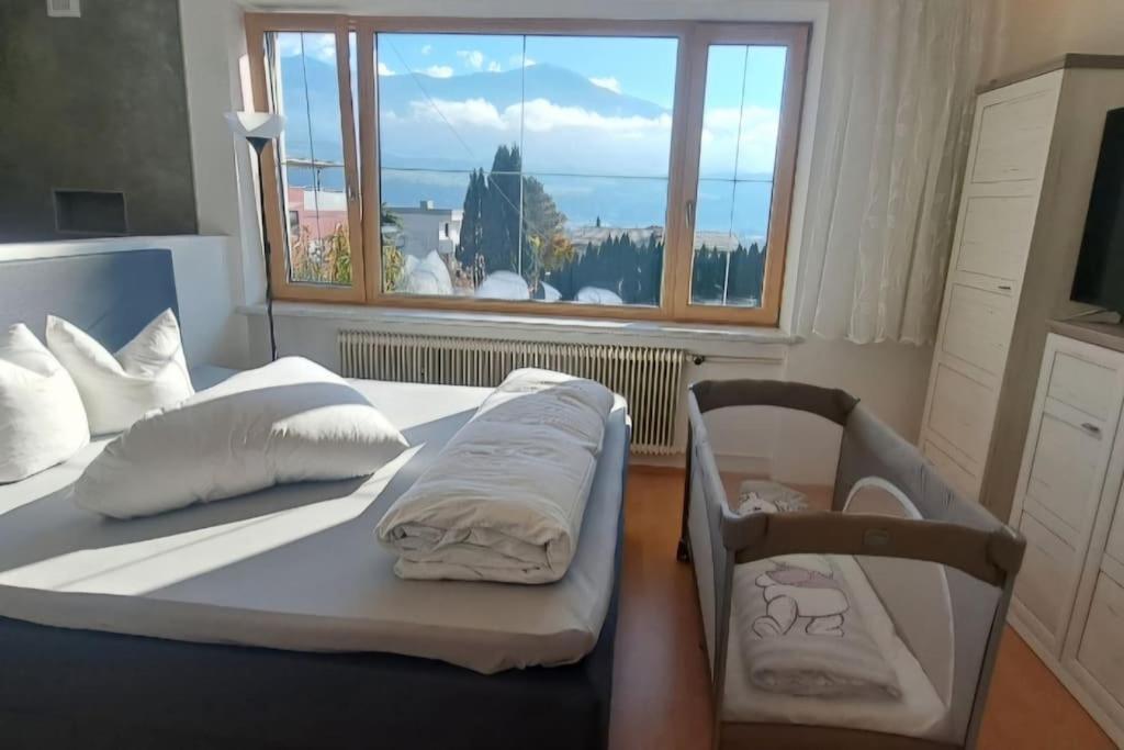 Sonnige Und Ruhige In - Stadtrand Apartamento *