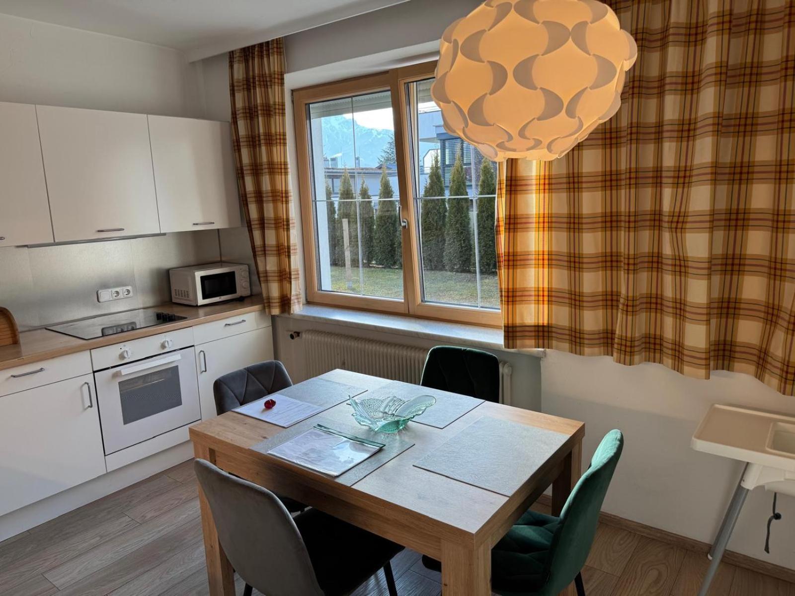 Sonnige Und Ruhige In - Stadtrand Apartamento