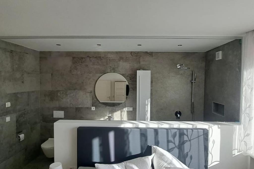 Apartmán Sonnige Und Ruhige In - Stadtrand